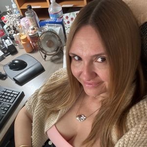 Meet your Posher, Posh